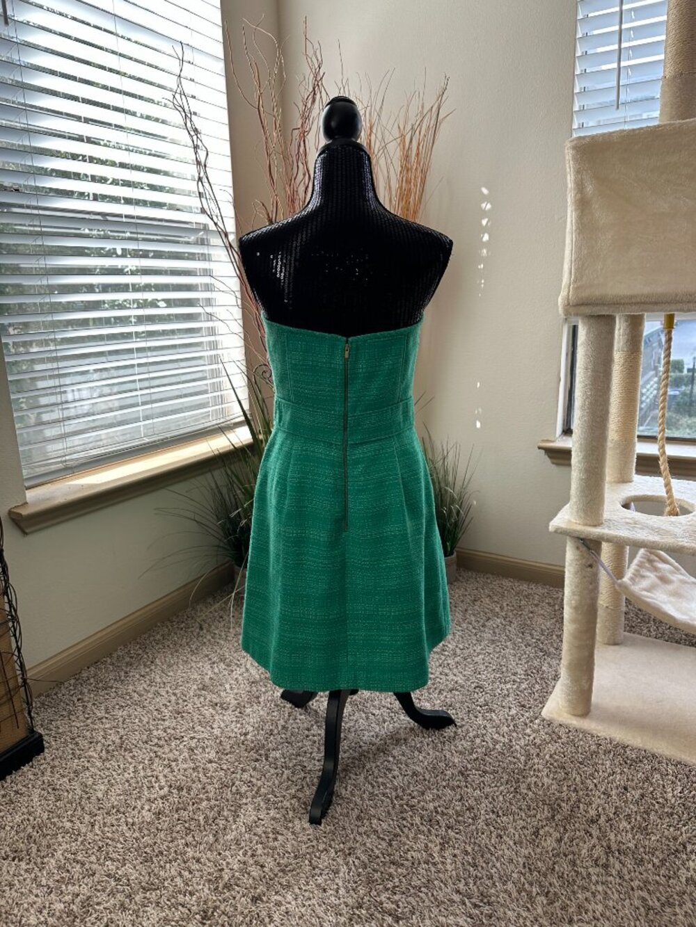 GREEN CASUAL DRESS - Picture 2 of 3